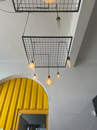 Lustre retro para grandes ambientes