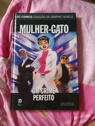 HQ Mulher Gato Um Crime Perfeito