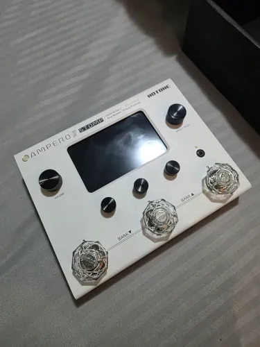 Pedal de Multi Efeitos Ampero II Stomp
