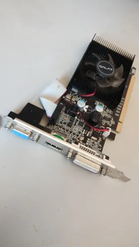 Placa de vídeo Gt210