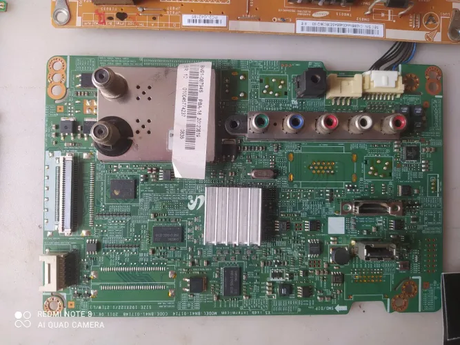 Placa principal tv Samsung ln32D403 com fonte e inverter