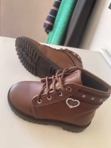 Botinha infantil feminina nova