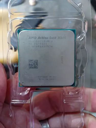 AMD ATLHON GOLD 3150G
