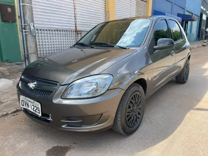 Chevrolet Celta Advantage 1.0 8V Flexpower 5P 2014