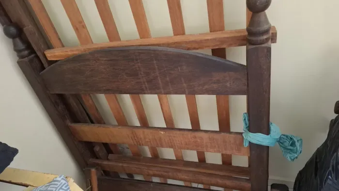 CAMA SOLTEIRO SUCUPIRA