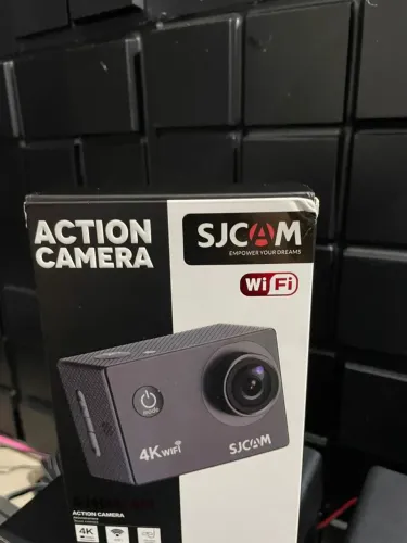 CAMERA AVENTURA