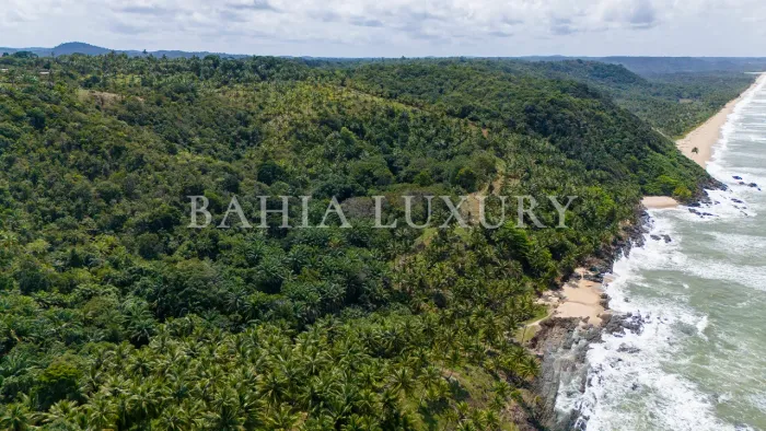 Vista mar e acesso a praia. Próximo da praça de Serra Grande - Uruçuca - BA