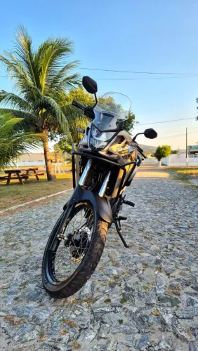 HONDA SAHARA 300