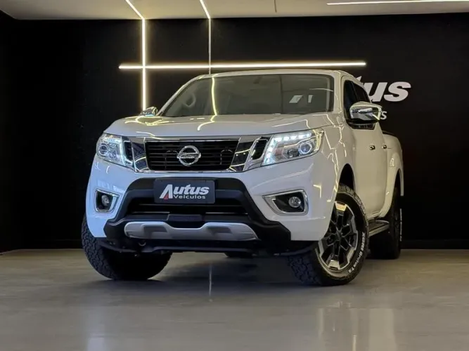 Nissan Frontier XE CD 4X4 2.3 Bi-TB Diesel Aut. 2022