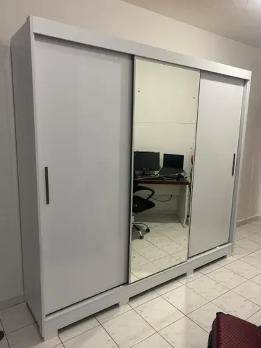 Guarda-roupa Casal com Espelho 3 Portas de Correr 6 Gavetas Demóbile Londres