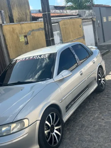 Chevrolet Vectra GL 2.2 / 2.0 MPFI 2002