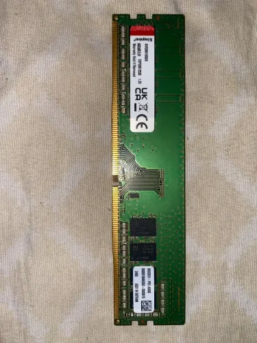 Memória RAM Kingston 8GB DDR4 3200 MHz