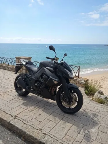 Z1000