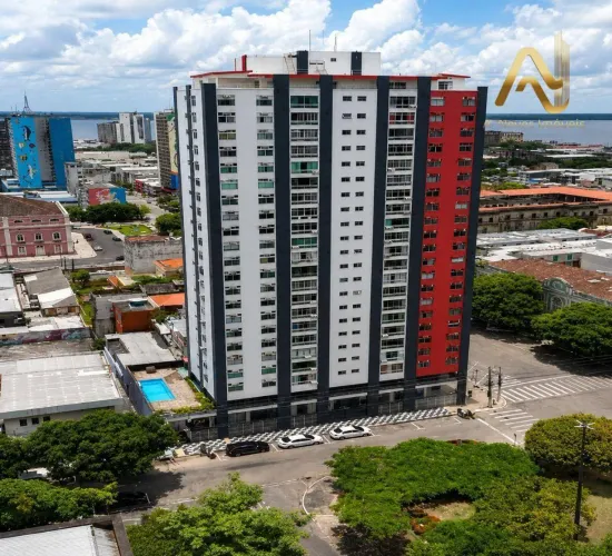 APARTAMENTO COM VISTA PARA O TEATRO AMAZONAS, 2 QUARTOS - Ed. Maximino Corrêa, Centro