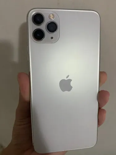 Vende-se IPhone 11 Pro Max 