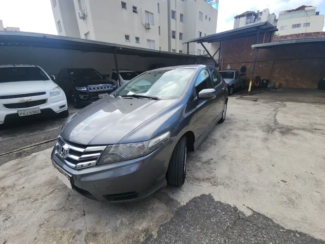 Honda City Sedan DX 1.5 Flex 16V Mec. 2013