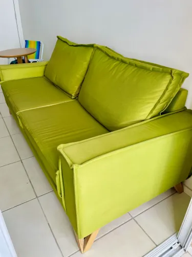 Sofá Verde Claro