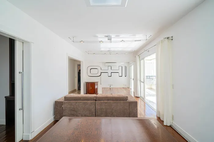 Aluguel Apartamento 3 Dormitórios - 198 m² Brooklin