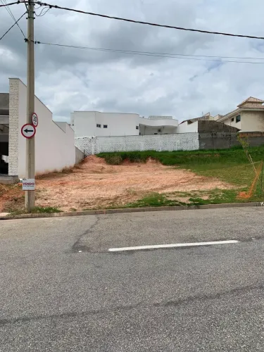 Terreno á Venda no Jardim Bounganville 352m²