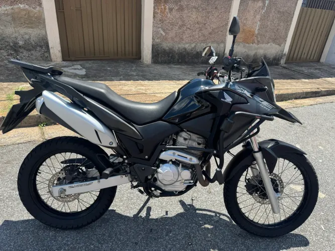 XRE 300 2021 impecável