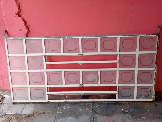 Janela de vidro 1.50 × 0.70