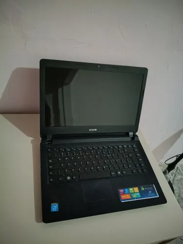 Notebook Celeron basico 