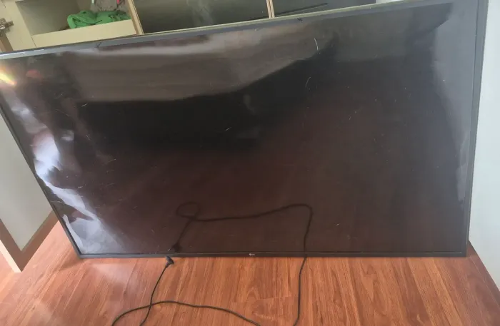 Vende-se Tv Lg 60 pol.