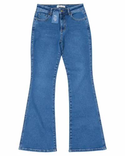 Calça Jeans Feminina Flare ztr; cor: jeans escuro; Venda com Etiqueta Tam. 42.