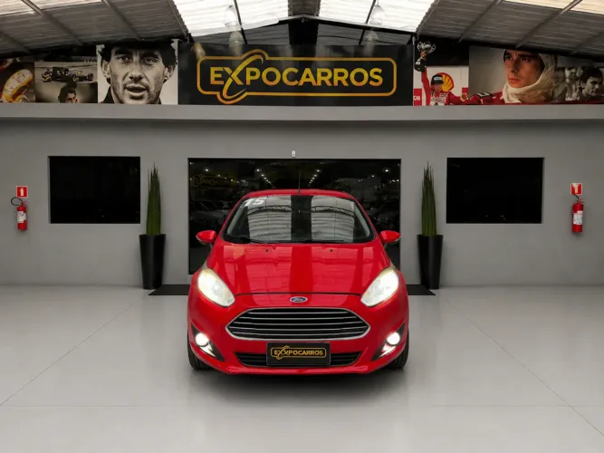 Ford Fiesta 1.5 16V Flex Mec. 5P 2015