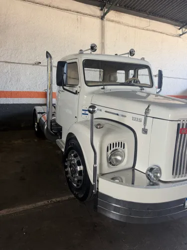 Scania 111 S