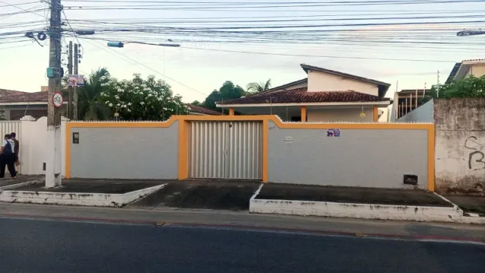 Casa Para Venda Na Gruta De Lourdes