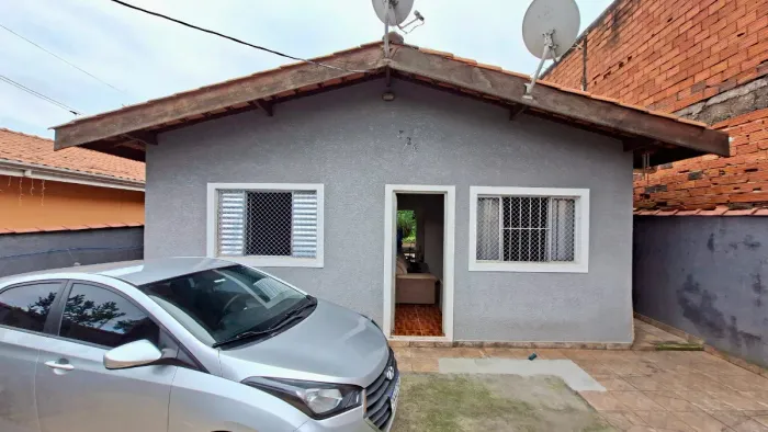 Casa para venda em Jardim Imperial com 2 quartos, 60m²