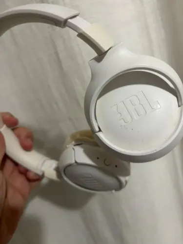 Fone novo jbl via Bluetooth