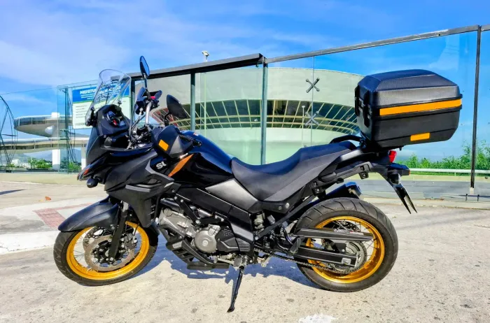 Vstrom 650XT ADVENTURE Preta Muito Nova
