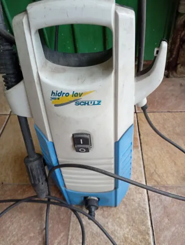 Vendo máquina de lavar auto pressão