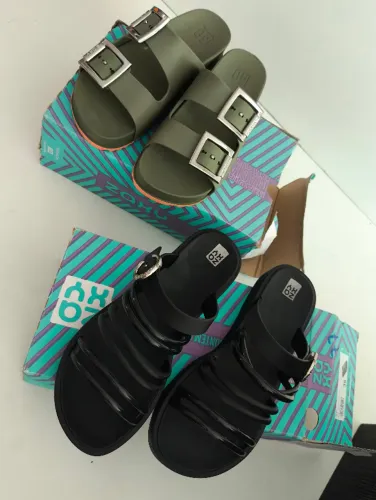 Lote 2 Pares de Sandálias Zaxy (Papete Verde + Slide Preta) - Tam 35 USADA