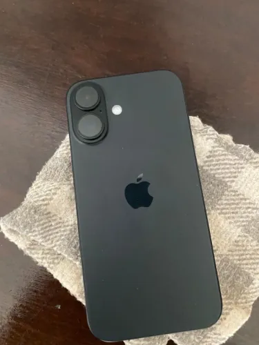 iPhone 16