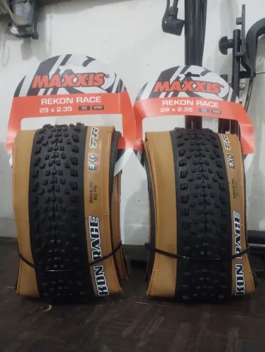 Pneus Maxxis 2.35 Exo TR Tubeles Par