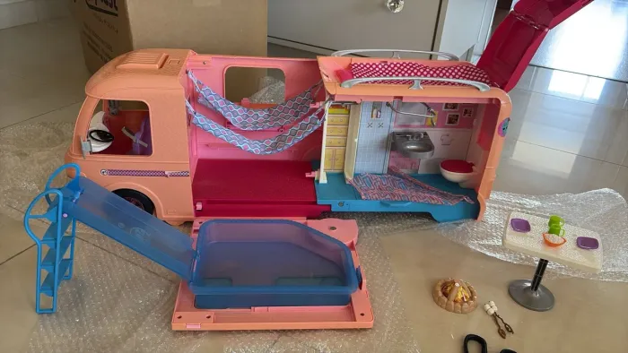 Trailer dos sonhos Barbie Motor Home 