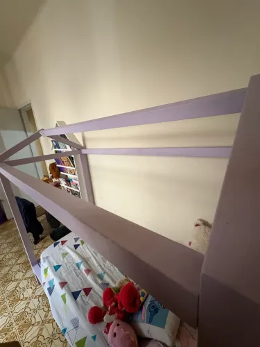 Cama de casinha infantil com colchão 