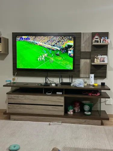 Painel com rack