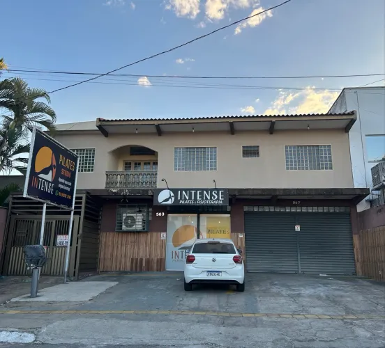 Alugo sala comercial 120m