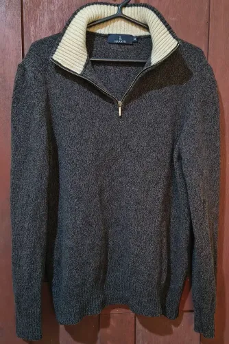 Suéter marca HARRY's
