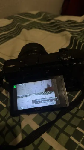 SONY A6000 em perfeito estado - de 30k de cliques 
