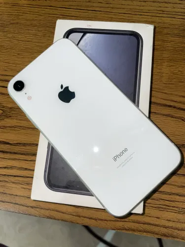 iPhone XR 