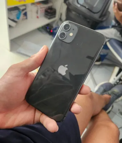 iPhone 11 128gb bateria 72%