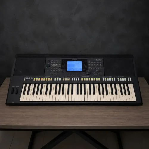 Yamaha Psr-S750