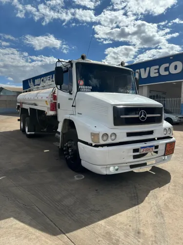 Caminhão 1620 super conservado