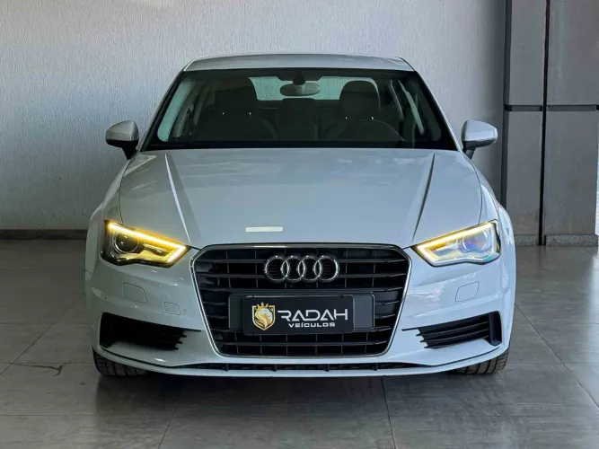 Audi A3 Sedan 1.4/ Attra. 16V TB FSI S-tronic 2014