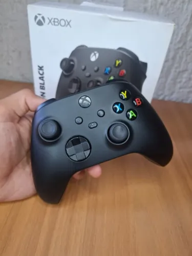 CONTROLE XBOX SERIES SEMINOVO ? CARBON BLACK